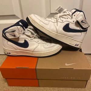 2007 Nike Air Force 1 Mid White Midnight Navy Denim Swoosh Size US 8